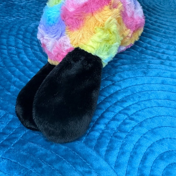 Rainbow Snoopy Plush Hallmark - Picture 9 of 13